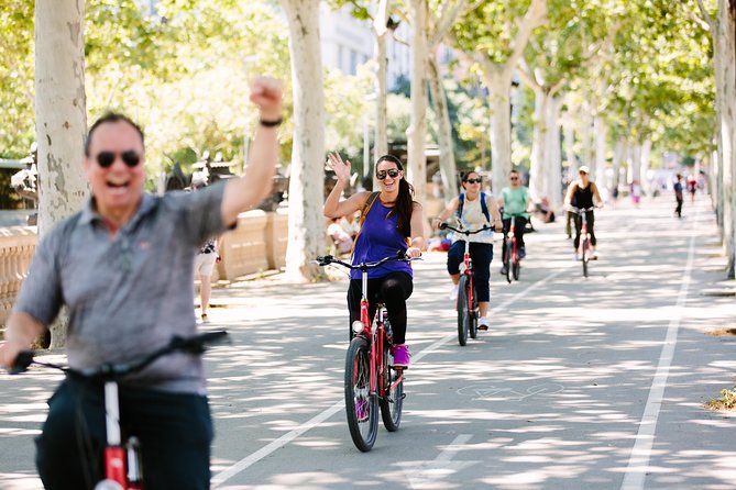 Barcelona: Wonders of Gaudi Bike Tour - The return through Ciutadella and Born