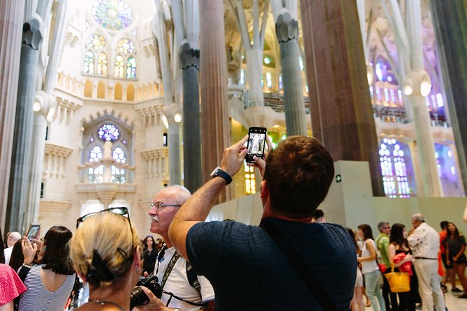 Barcelona: Wonders of Gaudi Bike Tour - Price, pace, and what you actually get