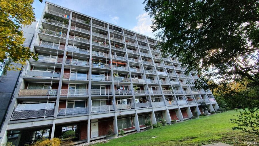 Berlin: Guided Architectural Walking Tour of Hansaviertel - Who will enjoy this walk most?