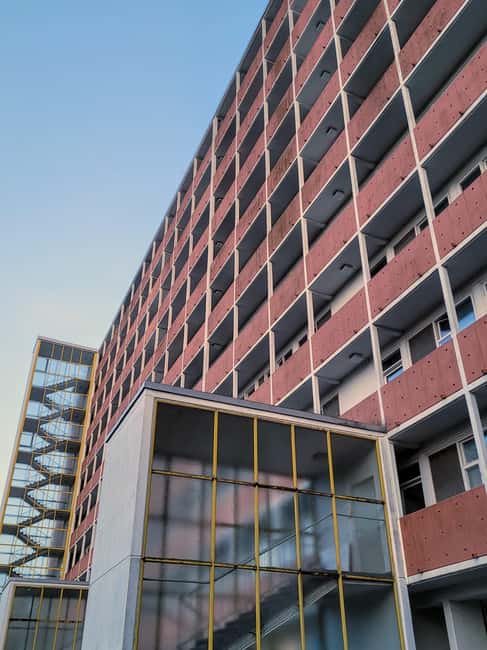 Berlin: Hansaviertel Modernist Architecture Tour - Price, time, and practical value