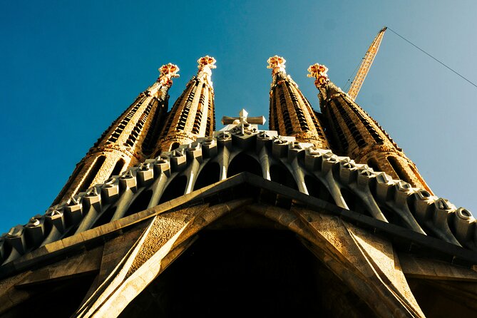 Best of Barcelona: Sagrada Família, Gaudí & Candy Tasting Tour! - Key points to know before you book
