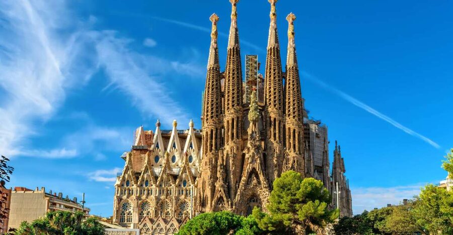 Best of Barcelona: Sagrada Familia & Park Guell with Pickup - A smart first day in Barcelona