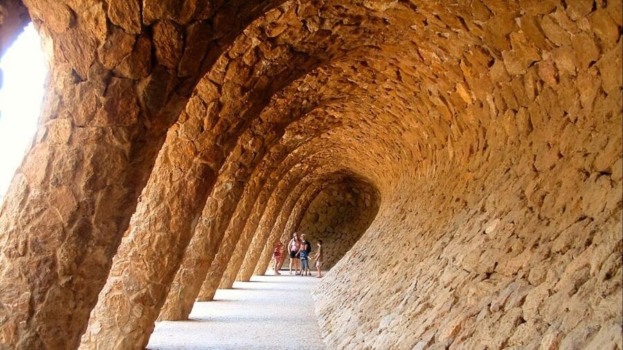 Best of Barcelona: Sagrada Familia & Park Guell with Pickup - Lunch and a needed pause