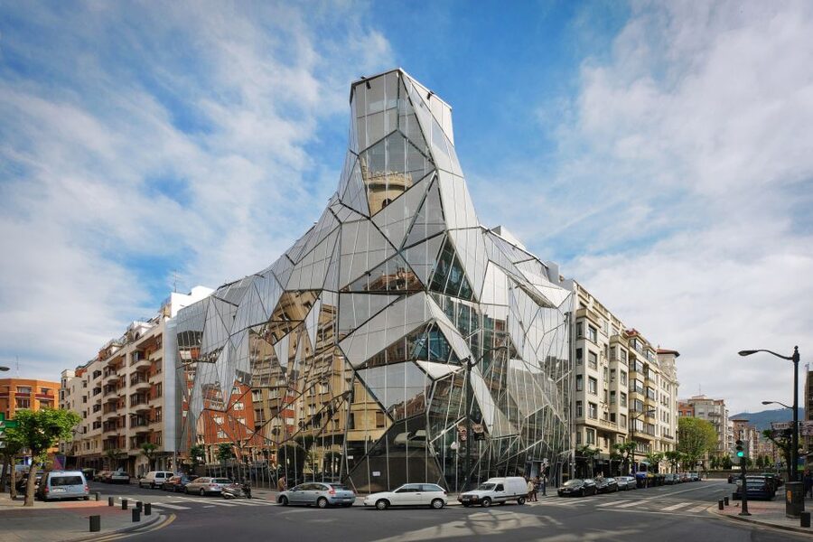 Bilbao: Historical and Architectural Walking Tour - Chavarri Palace and the value of going inside