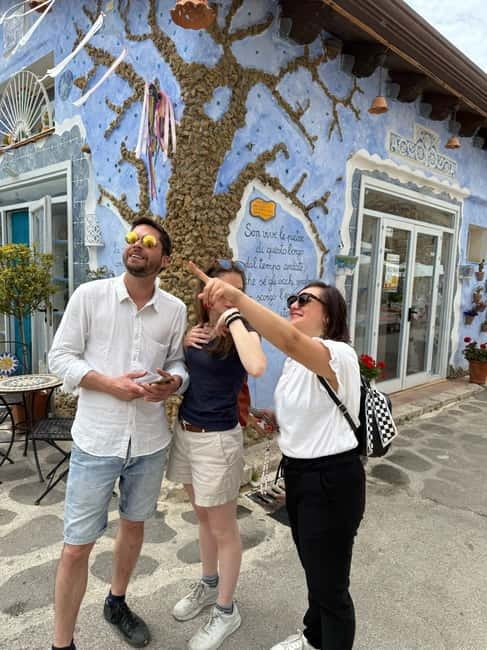 Borgo Parrini Gaudí-style: a walking tour in a colorful art village - The Borgo Art Museum adds a second layer