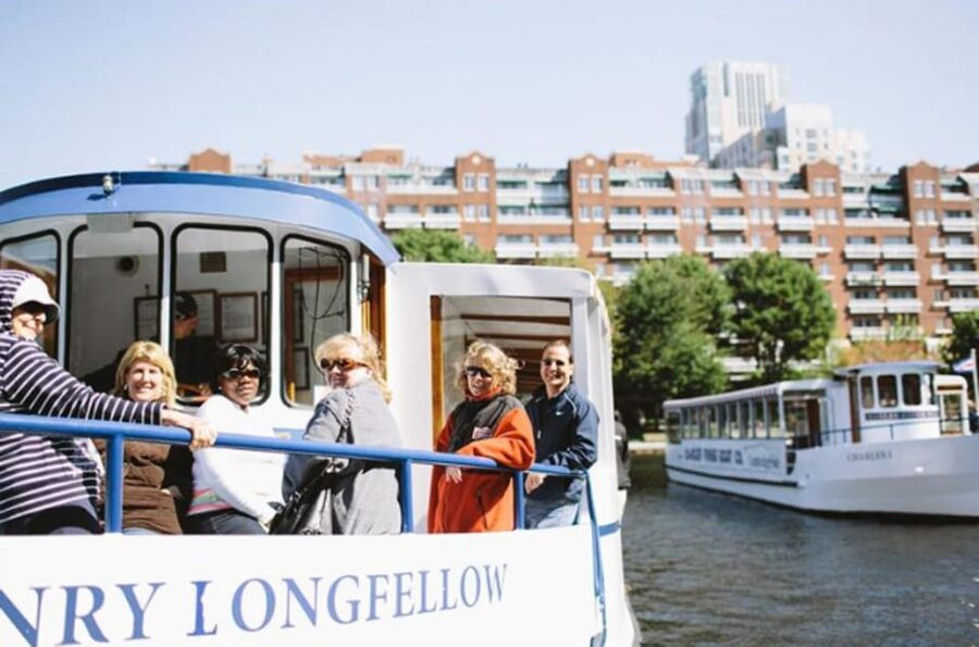 Boston: Harbor and Charles River Architecture Boat Tour - What the Two Hours Feel Like