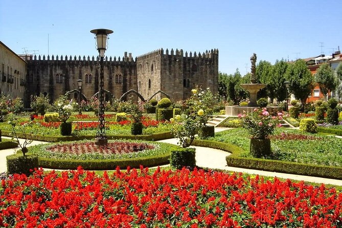 Braga - Roman & Baroque / Full Day - from Porto - Braga begins at the old city gate
