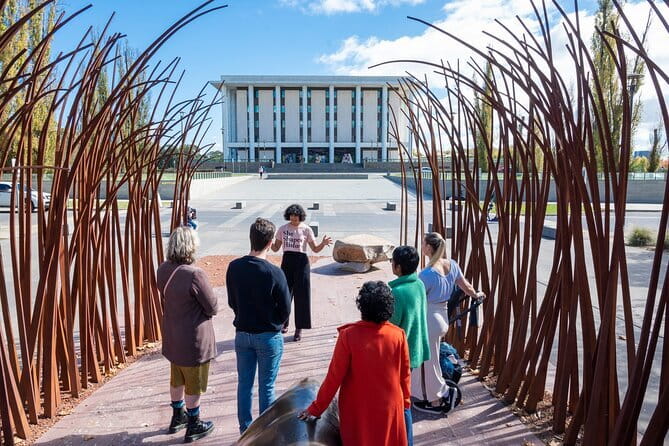 Building + Architecture Tour | 10am Daily - Who should book this tour?