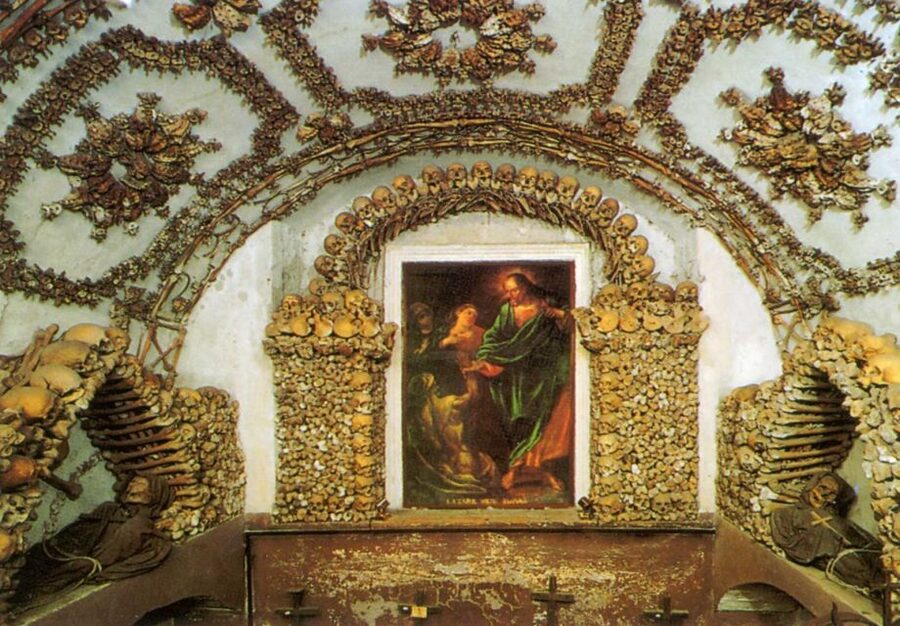 Capuchins Crypt: Christmas Baroque Concert - The Capuchins Museum comes first