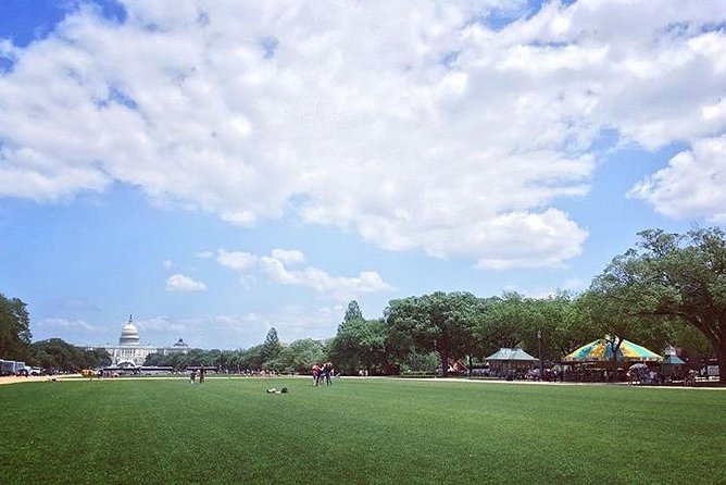Castle to Capitol: Museums of the National Mall Architecture Tour - The National Gallery’s two very different faces