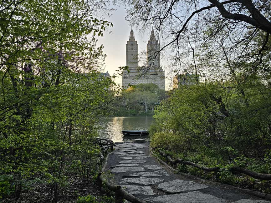 Central Park, NY: Nature, Architecture and Movie Scenes Tour - Key points before you book