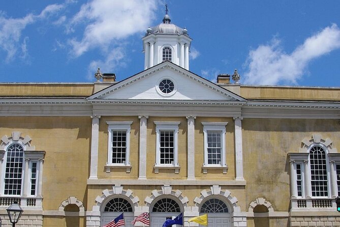 Charleston History and Architecture Walking Tour - Pineapple Fountain: an easy start near the water