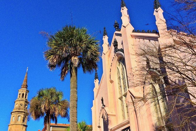Charleston History, Homes, and Architecture Guided Walking Tour - The Battery and White Point Gardens bring the walk outdoors