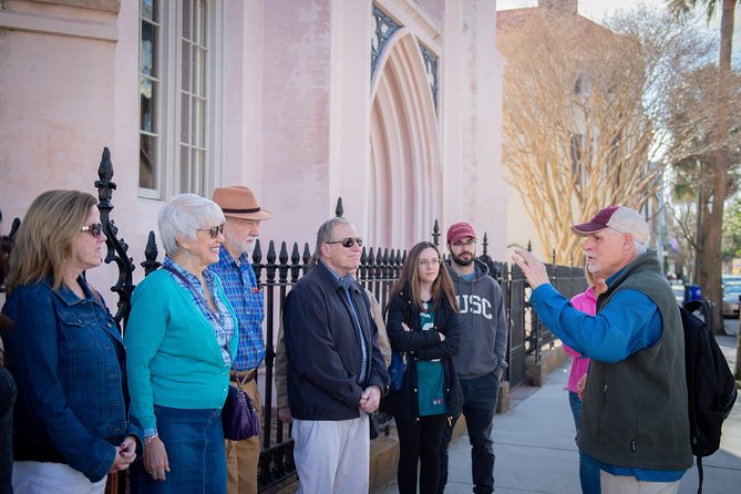 Charleston History, Homes, and Architecture Guided Walking Tour - What the guide style adds