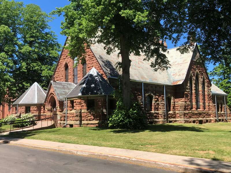 Charlottetown: Historical Architecture Guided Walking Tour - Rain, wind, and the practical side of the route