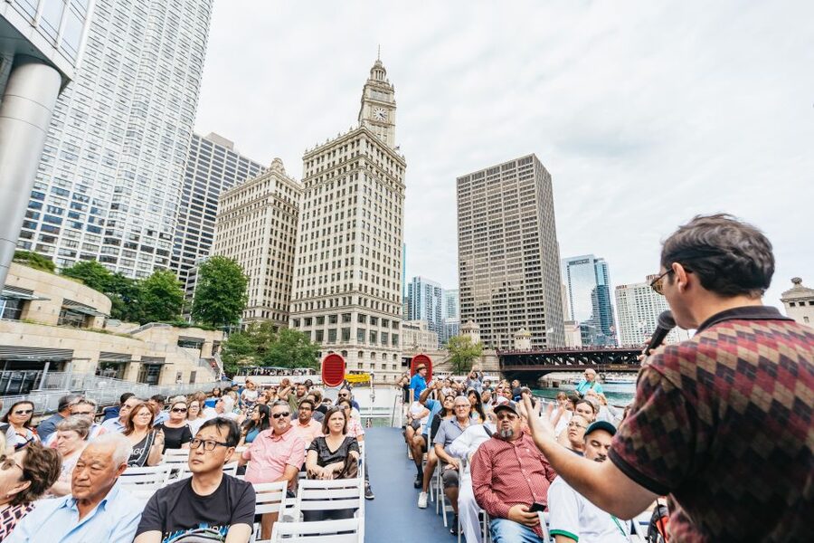 Chicago: 1.5-Hour Lake and River Architecture Cruise - Building details along the river