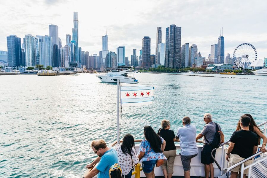 Chicago: 1.5-Hour Lake and River Architecture Cruise - From DuSable Bridge to Wolf Point