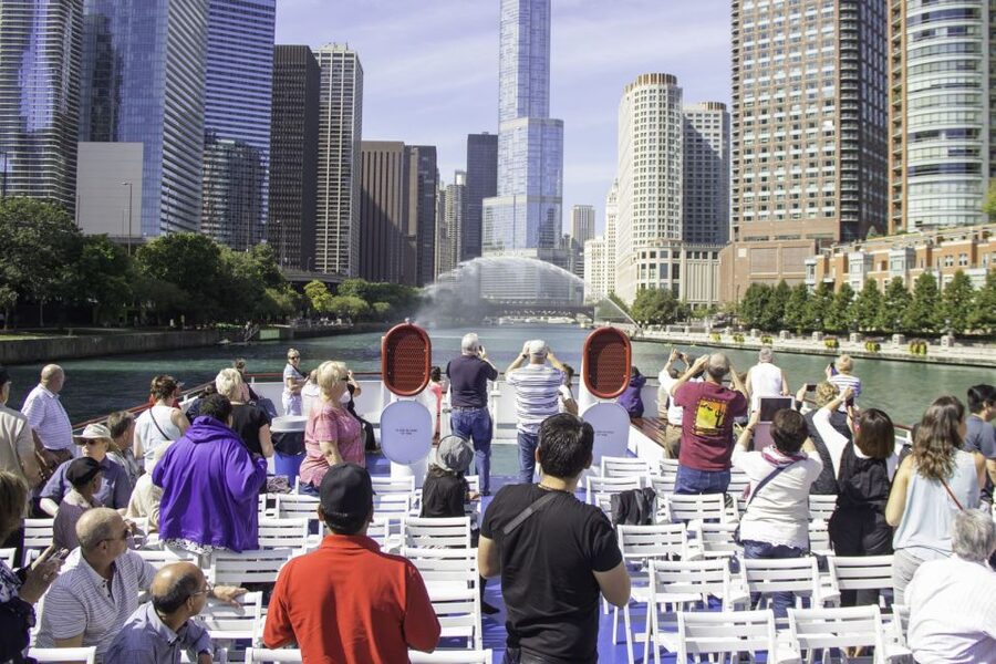 Chicago: 45-Minute Family-Friendly Architecture River Cruise - Sunset and nighttime departures