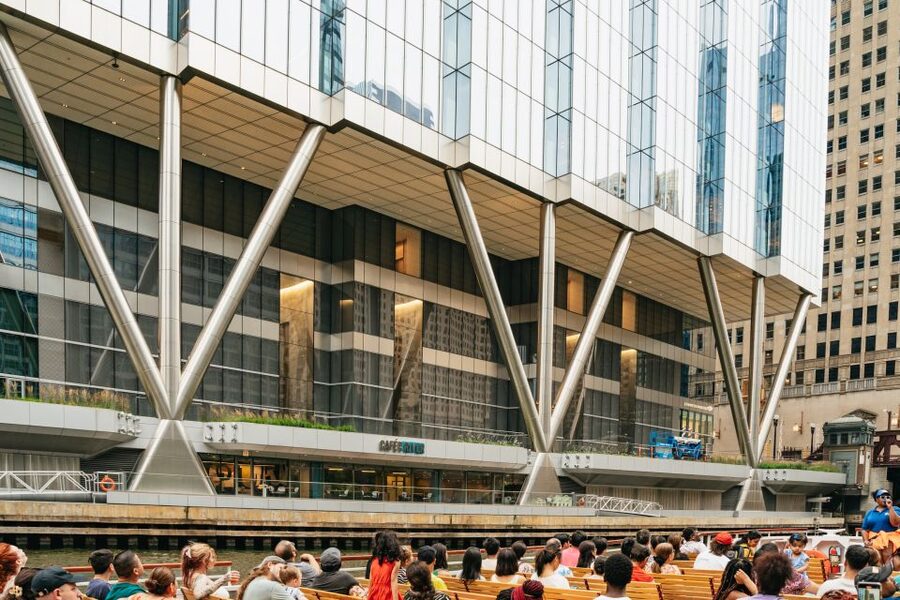 Chicago: Architecture River Cruise Skip-the-Ticket Line - Reaching all three branches of the river