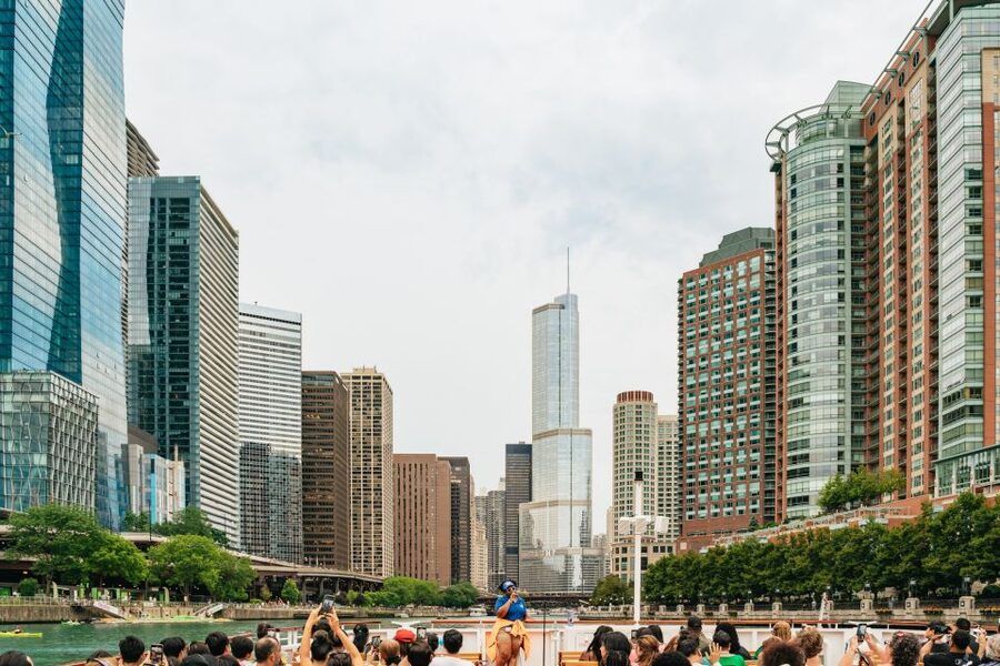 Chicago: Architecture River Cruise Skip-the-Ticket Line - Choosing between a daytime, sunset, or evening sailing