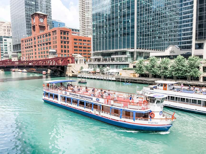 Chicago: Architecture River Tour and Hop-on Hop-off Bus Tour - What the digital commentary adds