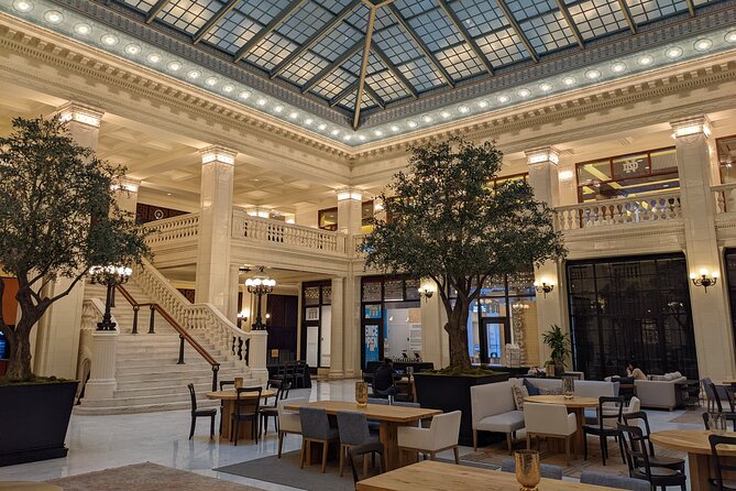 Chicago Architecture Tour: Underground Pedway and the Loop - What the Guides Add