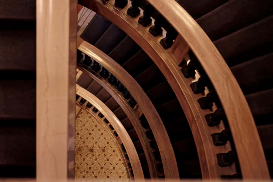 Chicago: Architecture & True Crime History - Starting beneath the Palmer House canopy