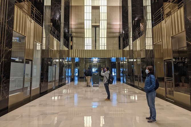 Chicago Architecture Walking Tour: Incredible Art Deco Interiors - A two-hour route through downtown Chicago