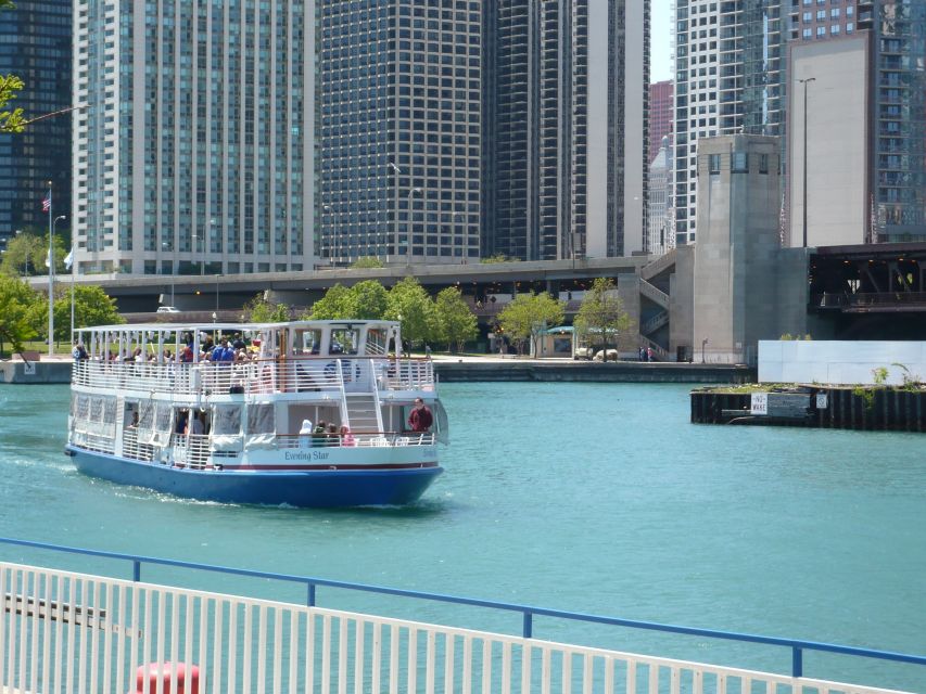 Chicago: City Minibus Tour with Optional Architecture Cruise - Starting in the Loop at Palmer House
