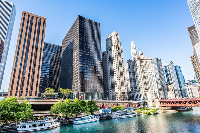 Chicago City Tour: Elevated Architecture Tour with Train Ticket Included - Trump Tower and the Marshall Field Building