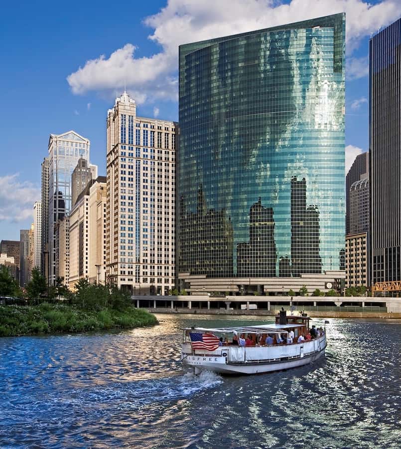 Chicago: Historic Architecture Chicago River Small Boat Tour - Chicago’s skyline from the river