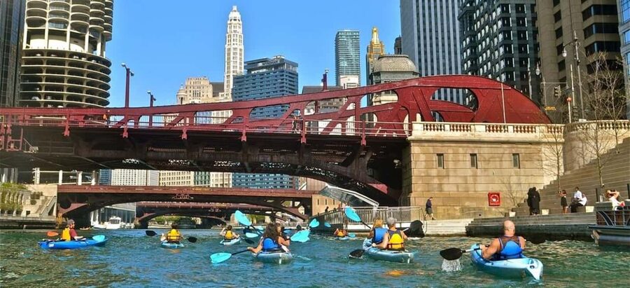 Chicago: History and Architecture Guided Kayak Tour - Why the Chicago River is the real attraction