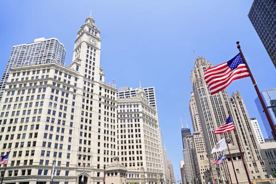 Chicago History and Architecture Walking Tour - Crossing DuSable Bridge and remembering the Chicago Fire