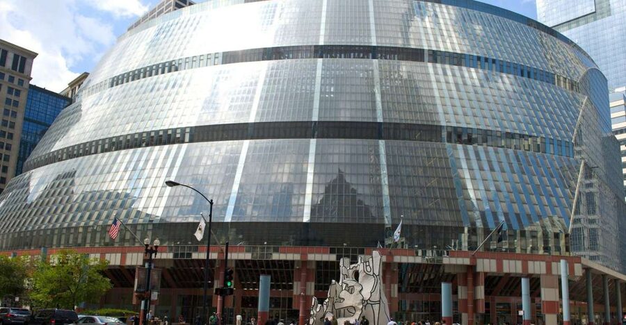 Chicago: Icons Guided Architecture Walking Tour - Starting at the Chicago Architecture Center