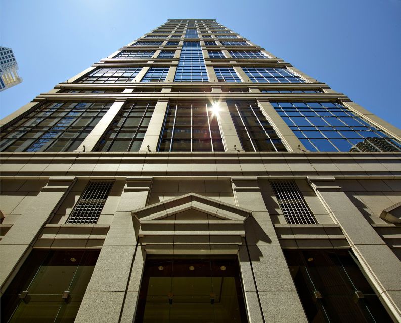 Chicago: Icons Guided Architecture Walking Tour - Mid-Century Modern and a change in priorities