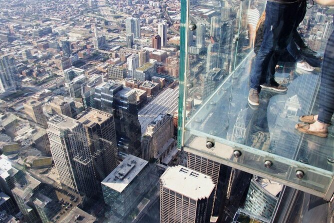Chicago Premium Driving Tour with River Boat Cruise and Sky Deck - Key points at a glance