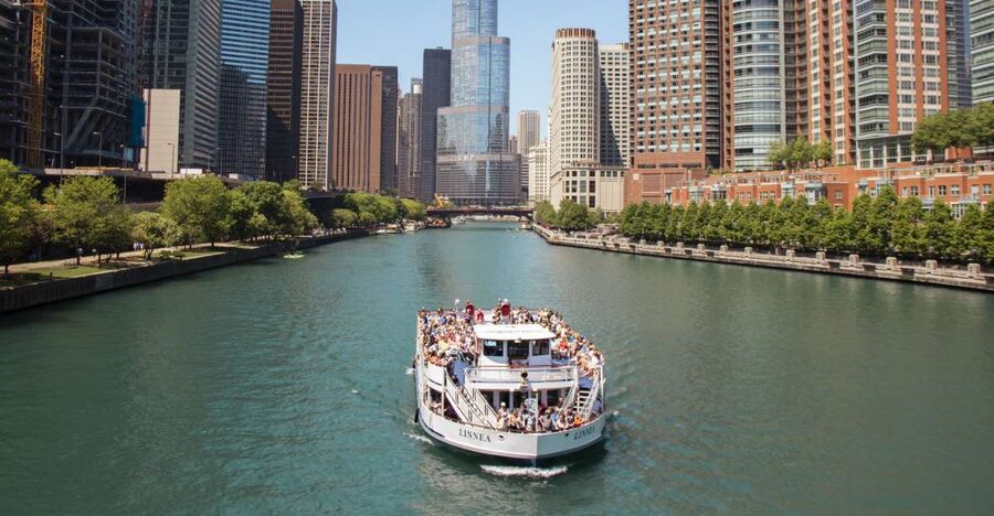 Chicago River: 1.5-Hour Guided Architecture Cruise - Why Chicago’s river is the right place to see its architecture