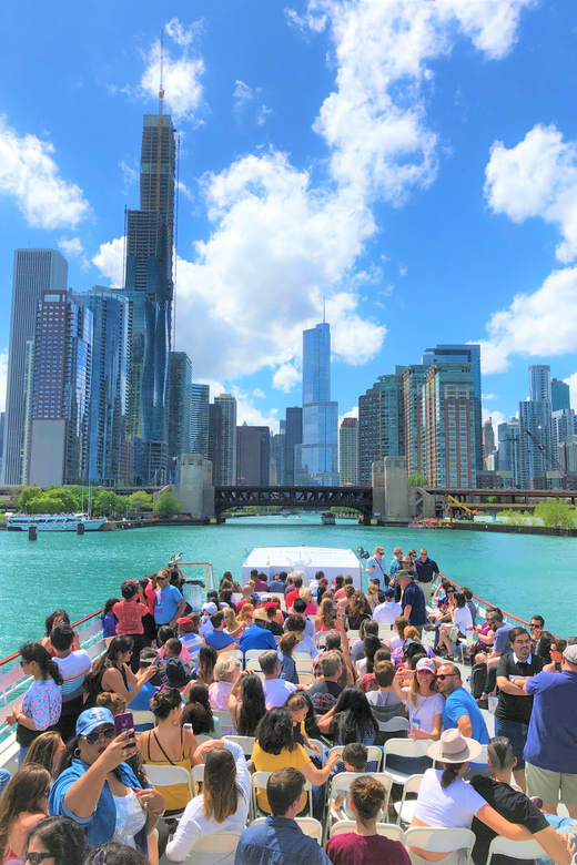 Chicago River 90-Min Architecture Boat Tour - Finding the dock at 900 S Wells