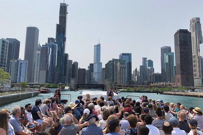 Chicago River 90-Minute Architecture Boat Tour - Why the Chicago River is the right place to see the city
