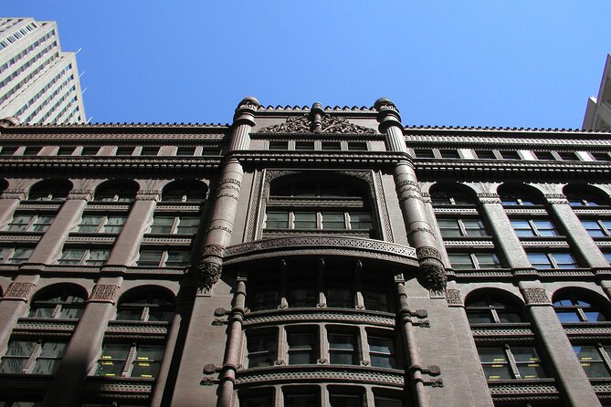 Chicago Walking Tour: Art Deco Skyscrapers Loop - Finish at the Chicago Board of Trade