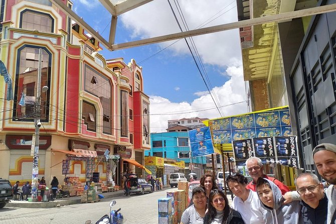 Cholet Tour - Andean Architecture and Culture - El Alto - The 10 a.m. meeting at Mi Teleférico