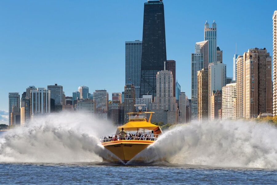 City Cruises Chicago: 75-min Speedboat Architecture Cruise - Merchandise Mart, Wolf Point, and Goose Island