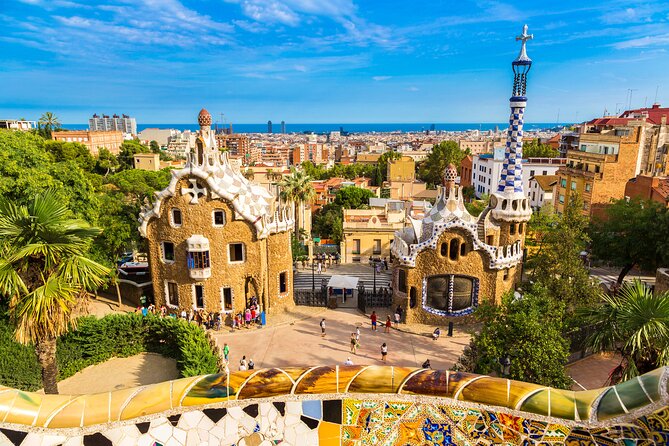 Combo: Skip the Line Sagrada Familia & Park Guell Guided Tour - Park Güell and Gaudí’s outdoor playground