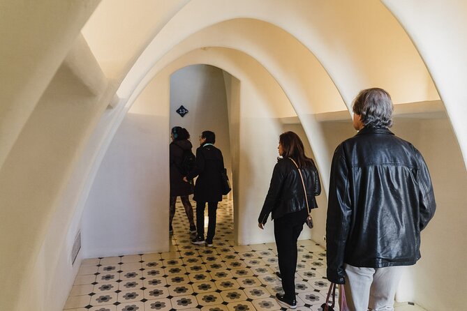 Complete Gaudi Tour: Casa Batllo, Park Guell & Sagrada Familia - Is $162.05 a fair price?