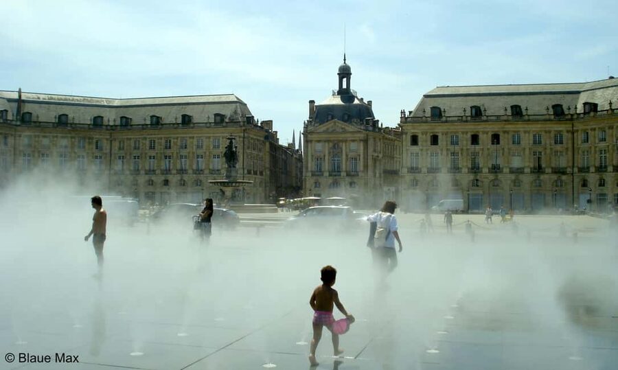 Contemporary Architecture in Bordeaux city center! - Why Bordeaux needed a modern architectural story
