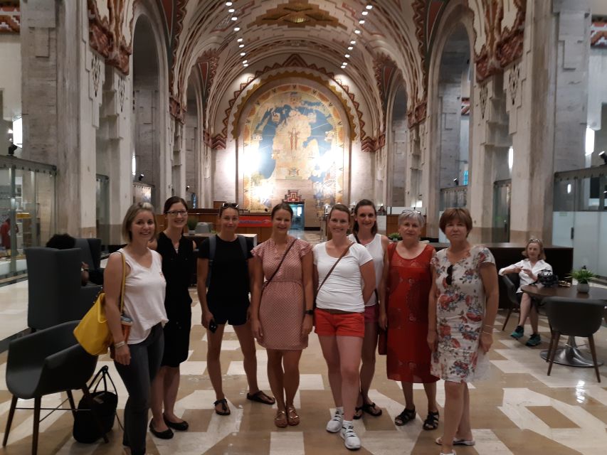 Detroit: Architectural Beauty and Hidden Gems Walking Tour - Key points at a glance