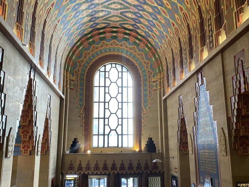 Detroit: Architectural Beauty and Hidden Gems Walking Tour - The Fox Theater and Fisher Building