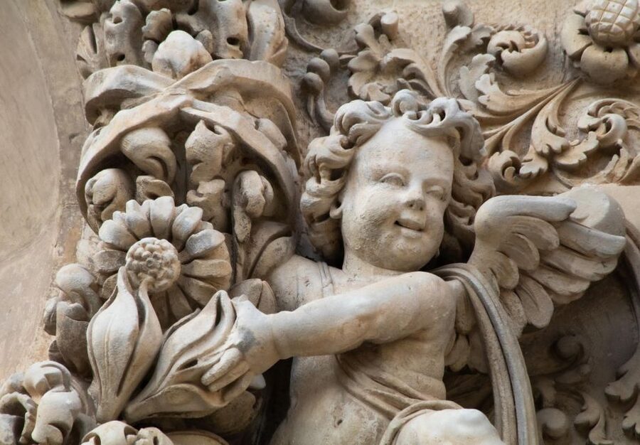 Discover Lecce's Baroque Secrets: A 3-Hour tour - Piazza Sant’Oronzo and the Roman Amphitheater
