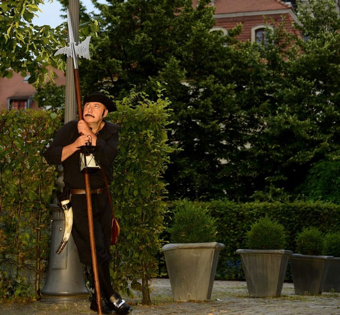 Dresden: Tour of the Baroque Quarter with a Night Watchman - Following the night watchman into old Dresden