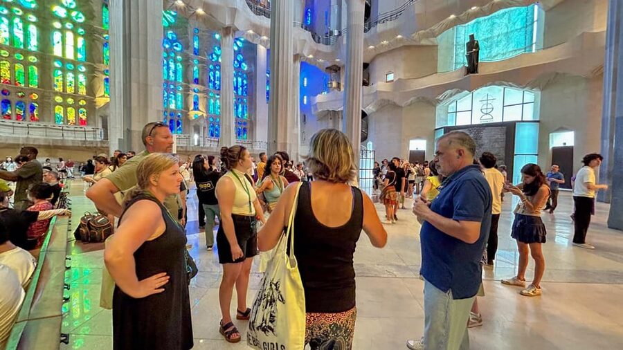 Early Access to Sagrada Familia w/ Optional Tower Access - Why an early Sagrada Familia visit makes sense